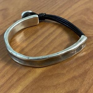 UNOde50 Hand Hammered Silver Plated Bracelet